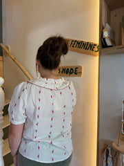 Blouse romantique à col volanté