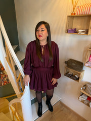 Robe courte à manches bouffantes