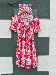Robe à fleurs fuchsia
