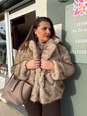 Veste en fausse fourrure beige et camel