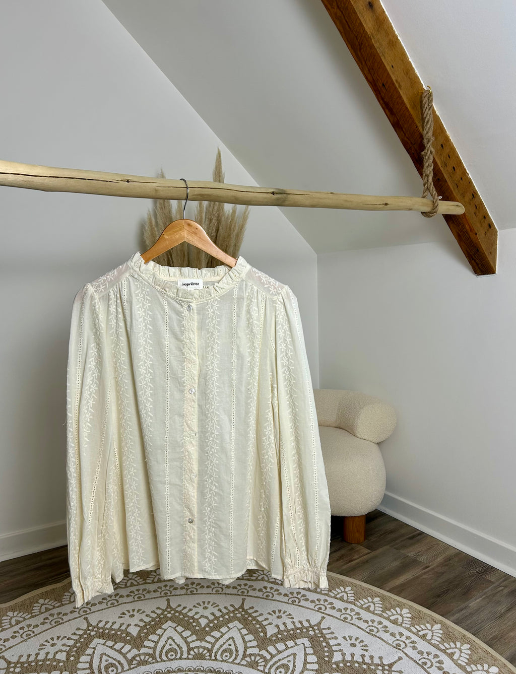 Blouse écru à col victorien - Plus size