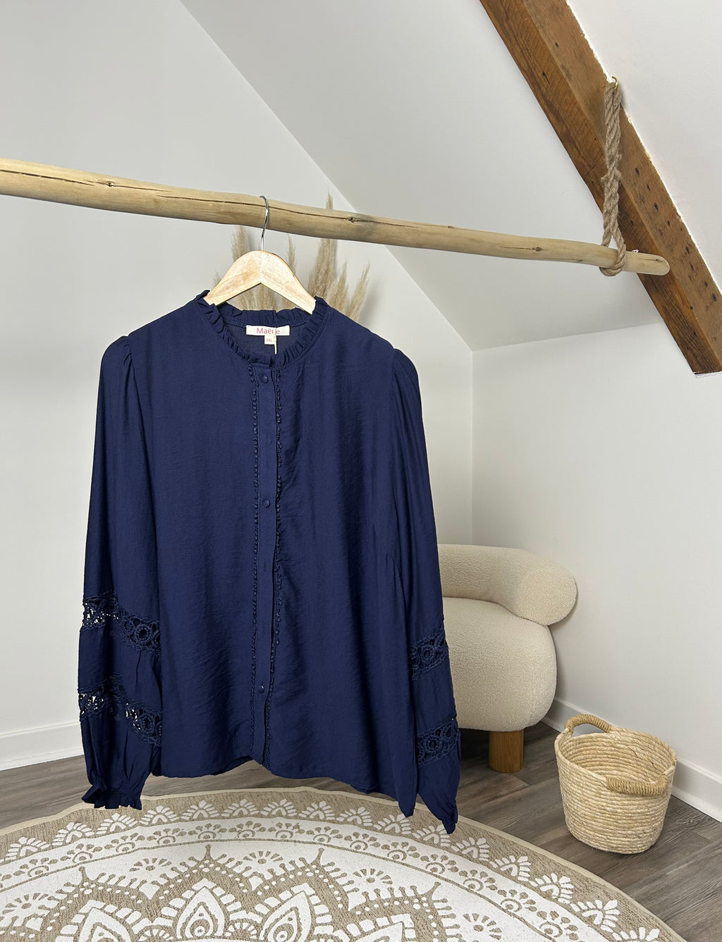 Blouse marine et dentelles - Plus size