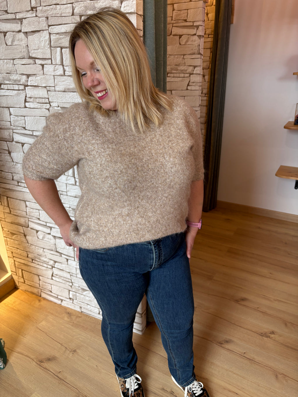 Pull manches courtes taupe - Plus size