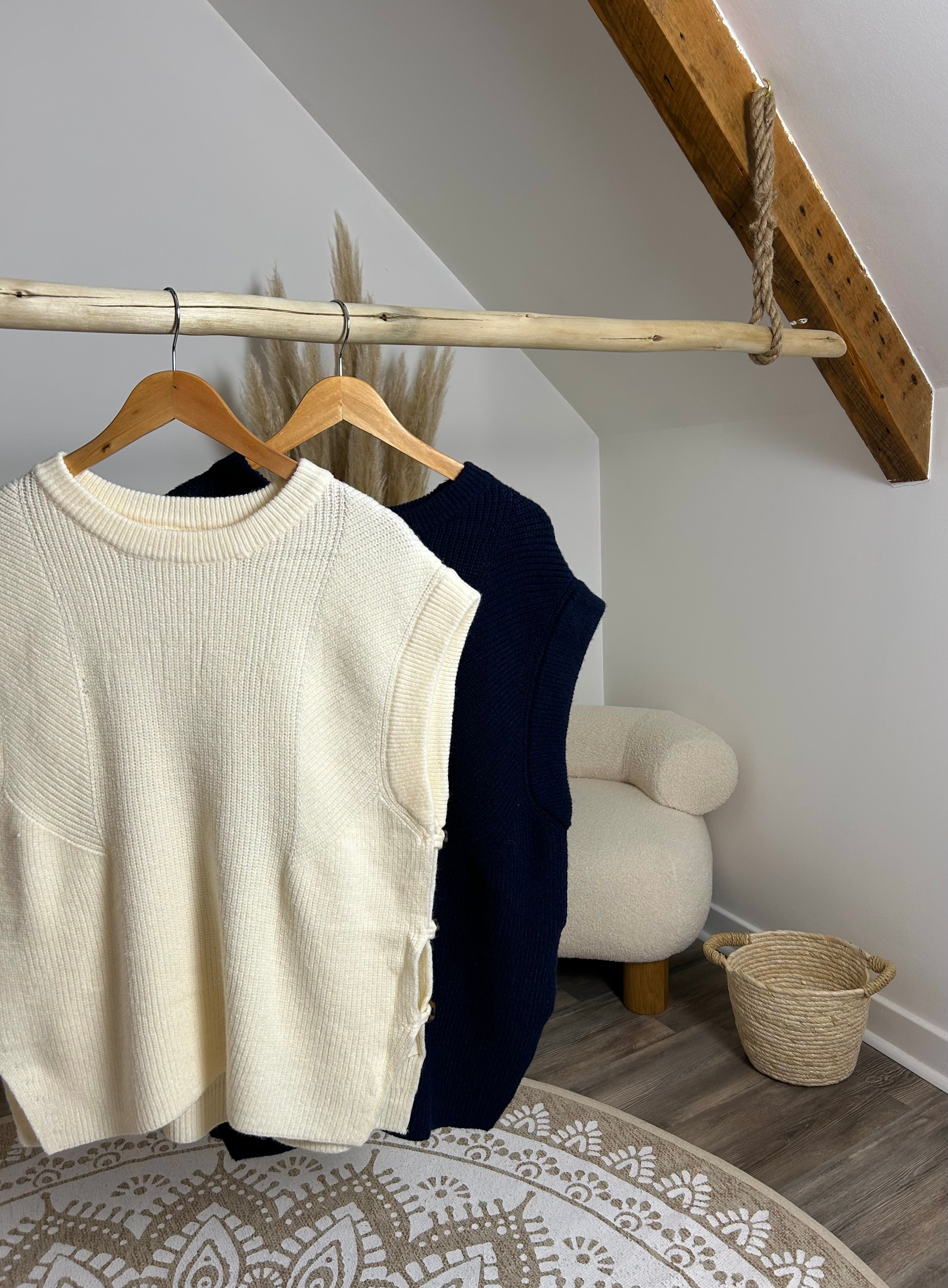 Pull sans manches à boutons - Plus size