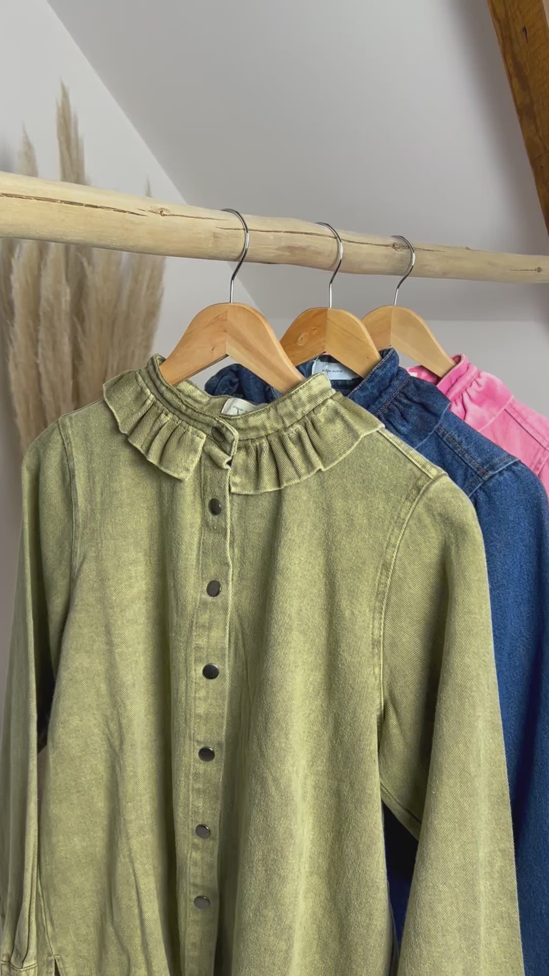 Veste/chemise à col volants